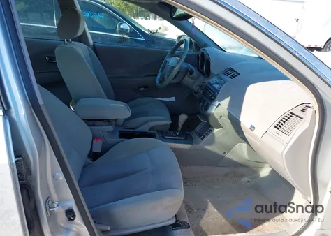 2004 Nissan Altima 2.5 S z USA, uszkodzony, nr VIN 1N4AL11D44C195646